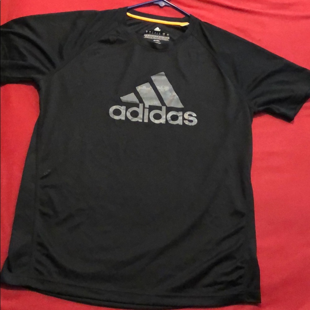 Large adidas tech T-shirt black